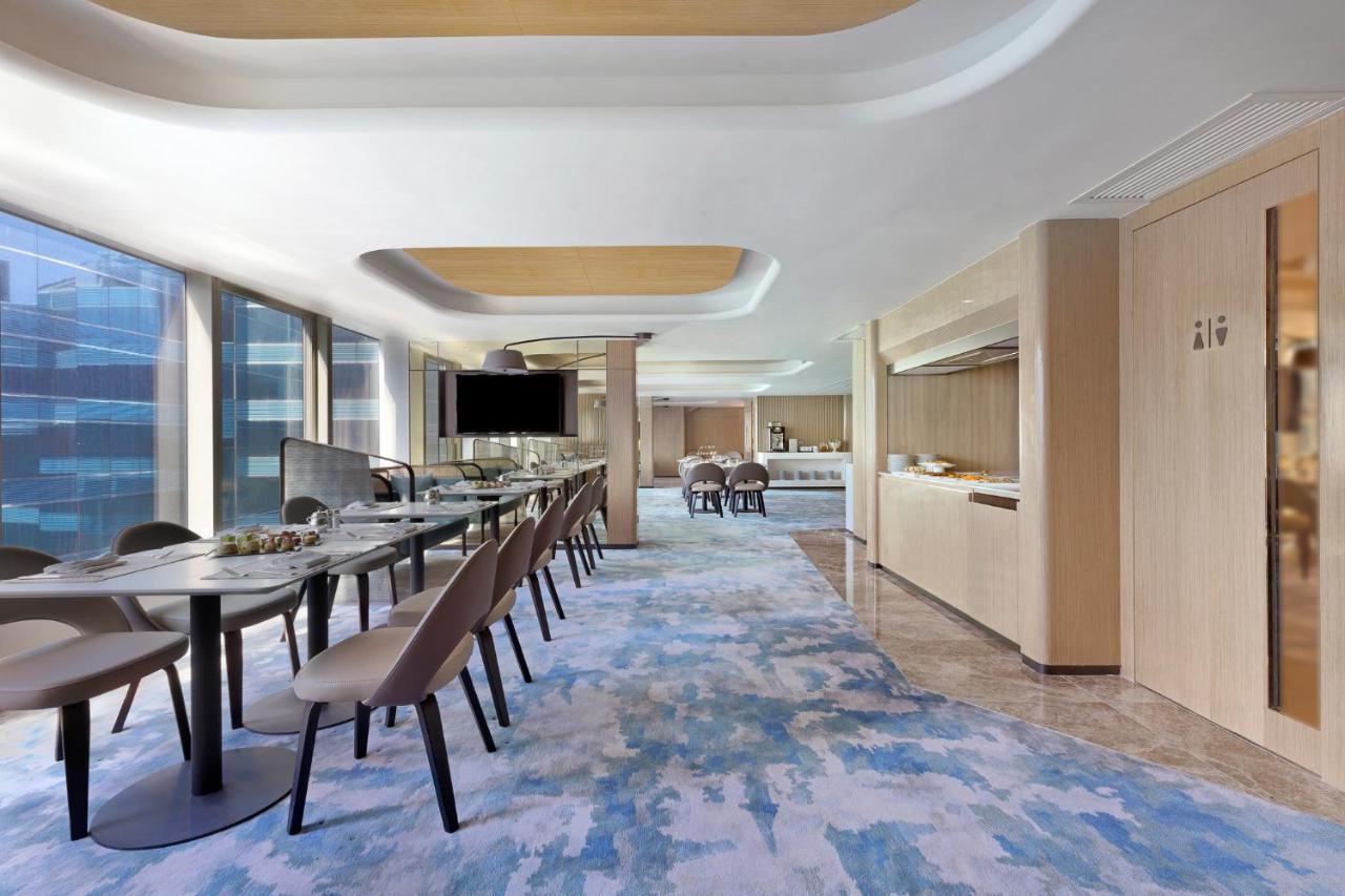 فندق هاربور غراند كولون هونغ كونغ المظهر الخارجي الصورة Club Lounge at the hotel