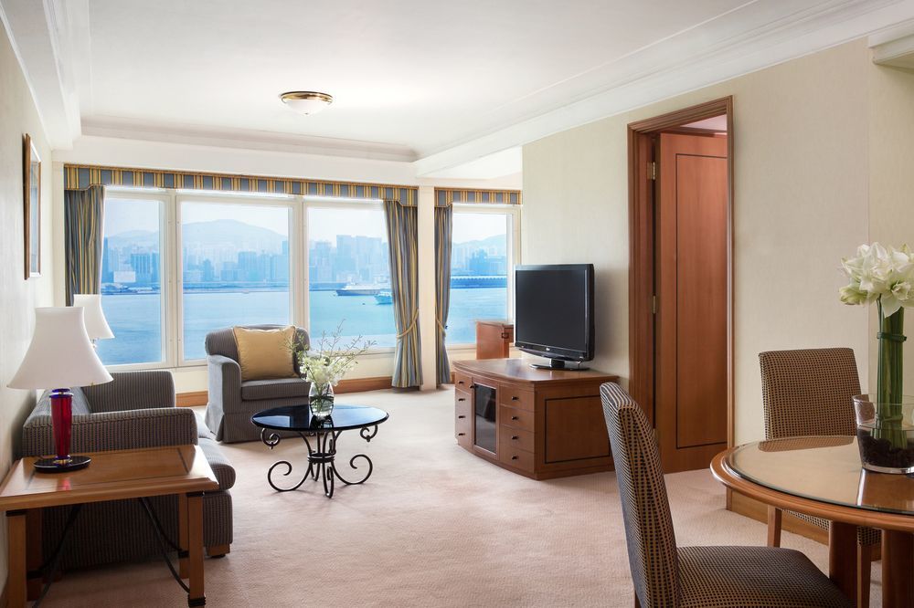 فندق هاربور غراند كولون هونغ كونغ المظهر الخارجي الصورة A suite at the Conrad Hong Kong